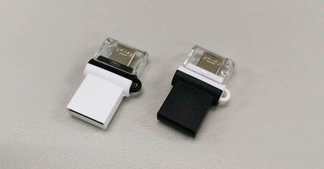 USB2.0 FlashDrives 8Gb Smart Buy  OTG POKO